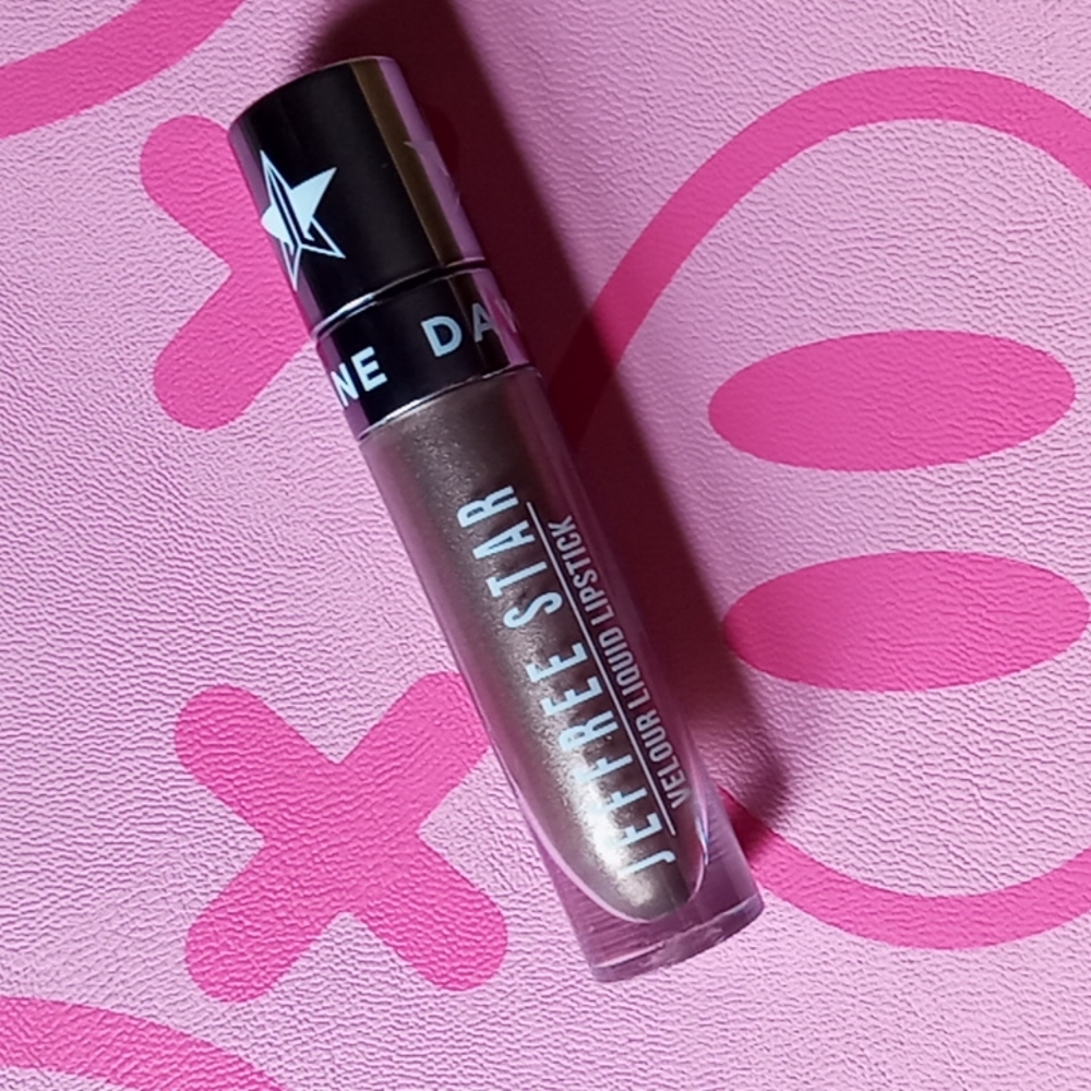 𝙍𝘼𝙍𝙀!!!🐷 JSC x Shane Velour Liquid Lipstick; ꜱʜᴀɴᴇ